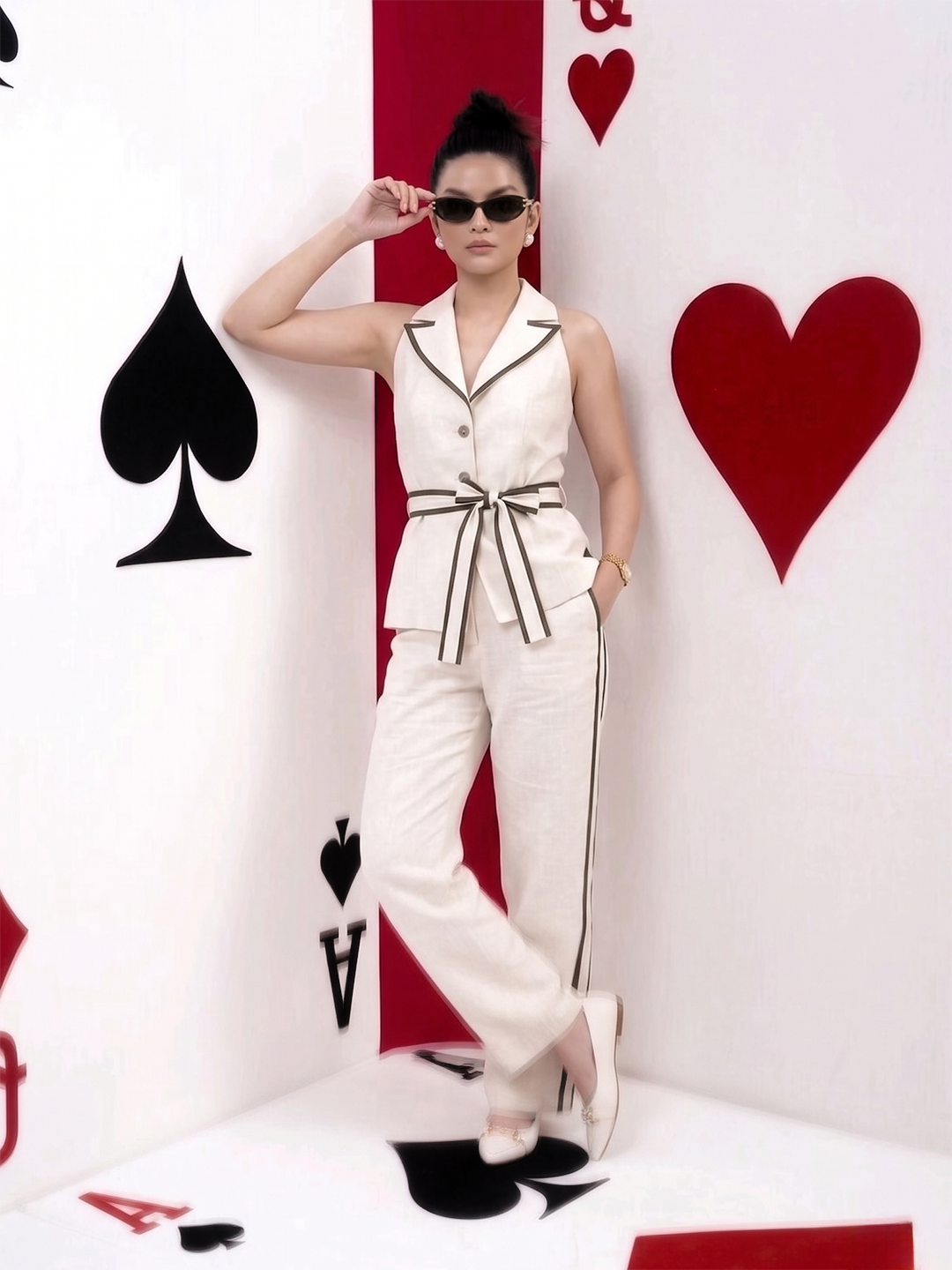 Noir Line Power Suit