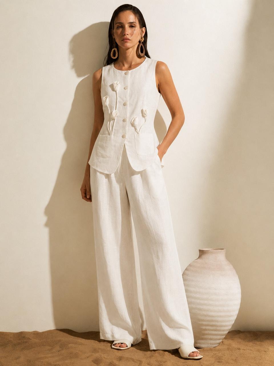 Floral Appliqué Button-Front Vest Top – Ivory
